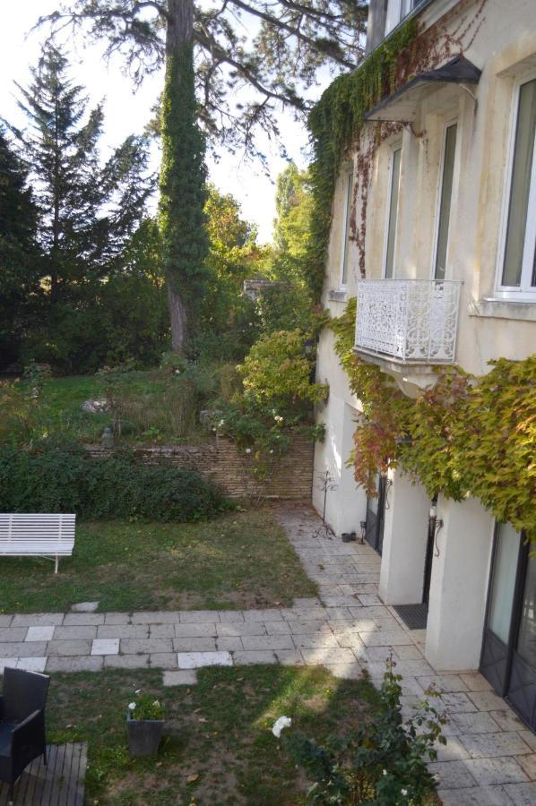Zenbreak Sous Les Toits Bed & Breakfast Saint-Jean-le-Blanc Dış mekan fotoğraf